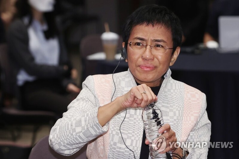 '노벨평화상' 마리아 레사 "허위 정보가 민주주의 붕괴시킬 것"