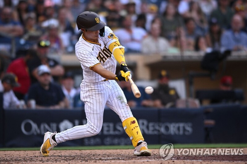 김하성 해냈다…MLB서 첫 한 시즌 10홈런 작렬