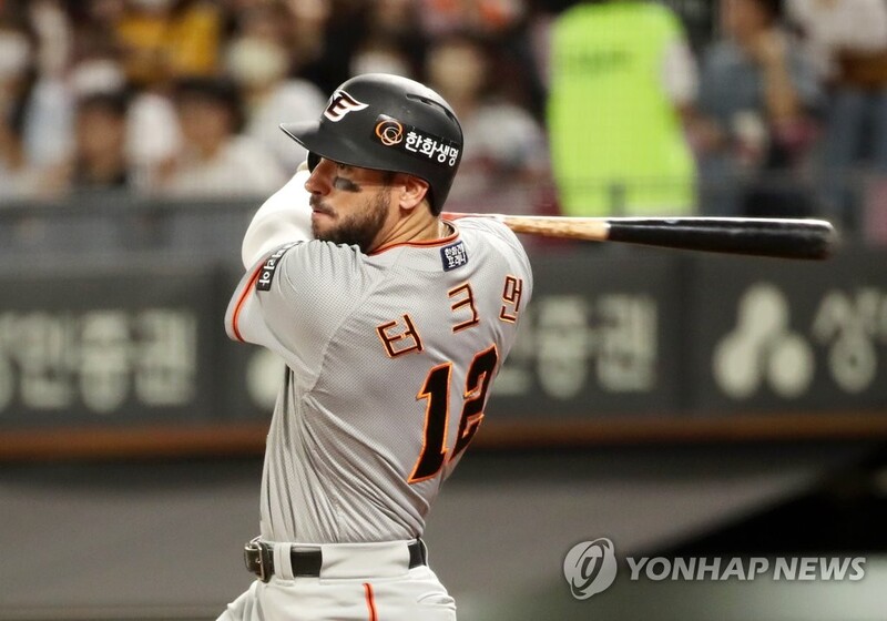 American outfielder Tauchman wants another crack at KBO postseason