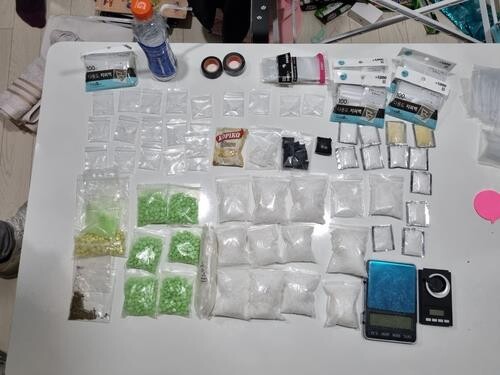 Social media, mobile chat emerge as flourishing marketplaces for illegal drugs