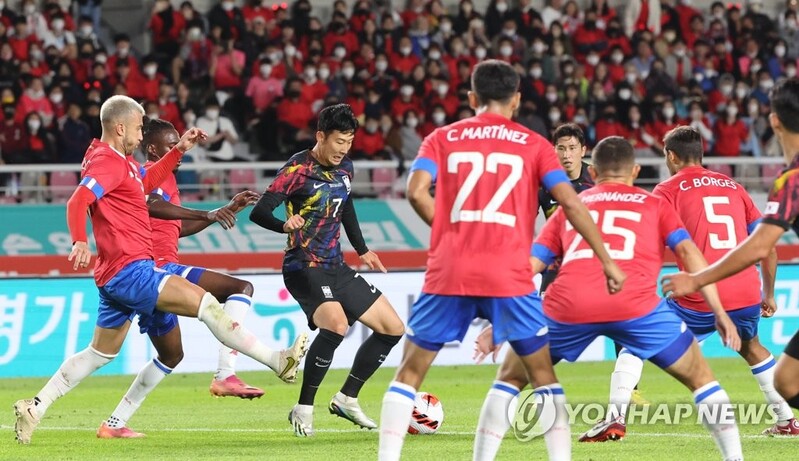 (LEAD) S. Korea defensive flaws exposed in World Cup tuneup draw vs. Costa Rica