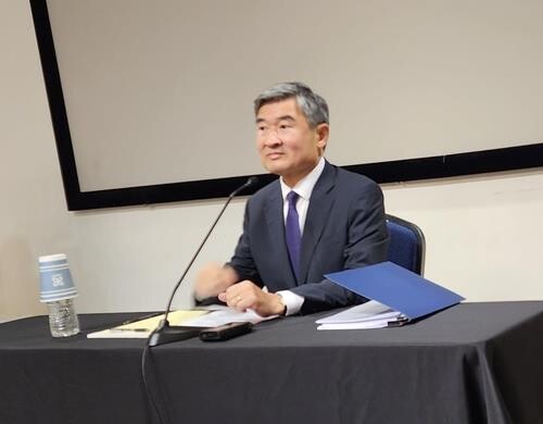 (LEAD) Leaders of S. Korea, U.S. reaffirm commitment to resolve EV tax credit issue: ambassador