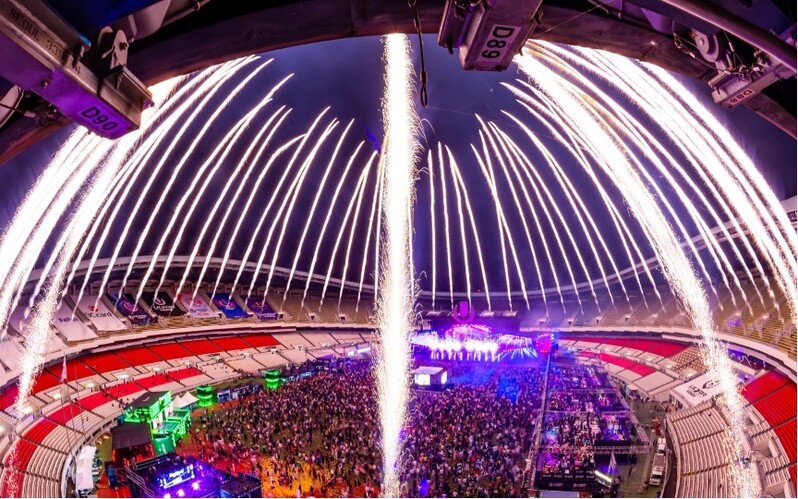 EDM 페스티벌 '울트라 코리아', 이틀간 7만5천명 동원