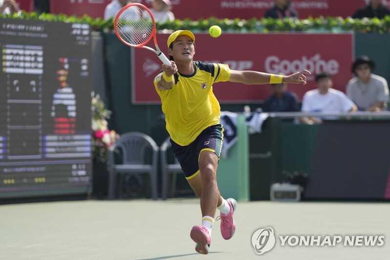 After loss in singles, S. Korean player turns focus to doubles at home ATP tournament