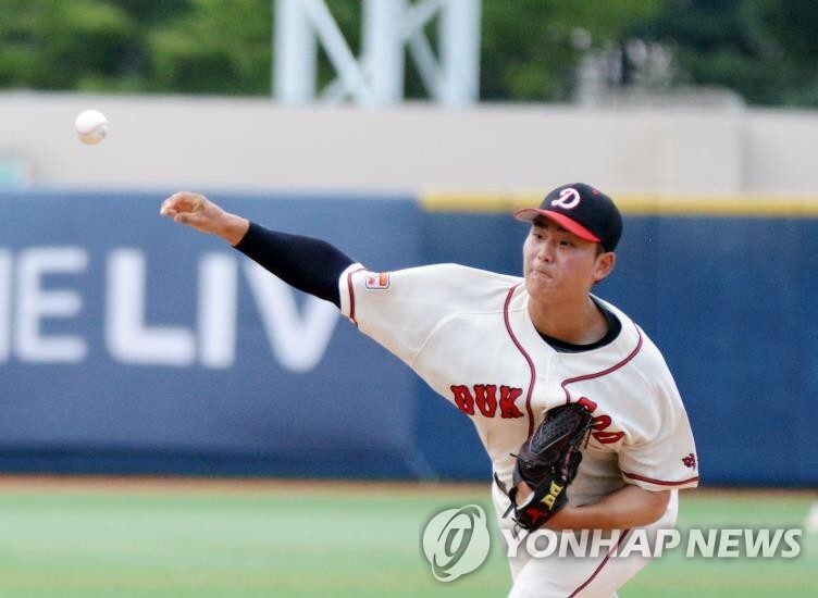 심준석, MLB닷컴 선정 국제 유망주 10위…"박찬호의 어린 시절"