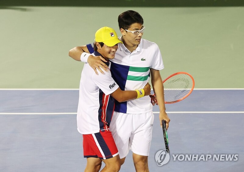 S. Korean duo reaches doubles semifinals at ATP Korea Open