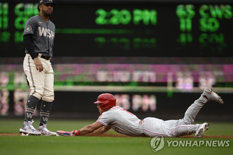 리얼무토, MLB 역대 두 번째 '포수 20홈런·20도루'
