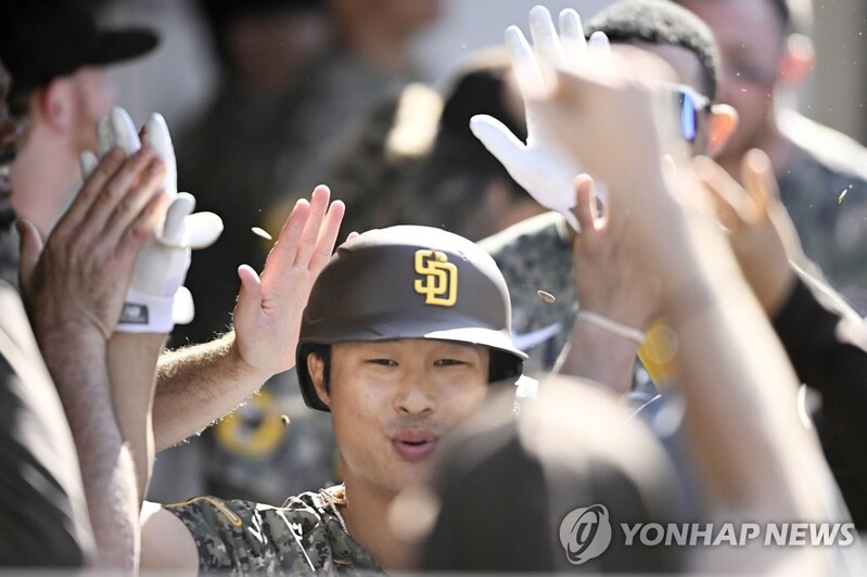 김하성, 11호 홈런에 28번째 멀티 히트…MLB 샌디에이고 PS 진출