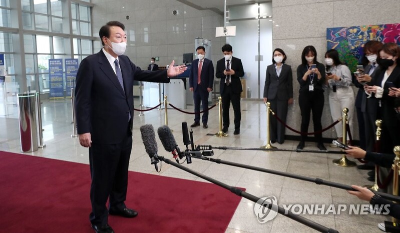 Yoon declines to comment on Moon's objection to audit of slain fisheries official case