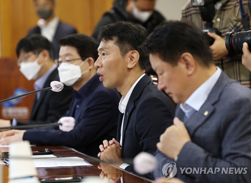 이복현 금감원장 "금감원 제재 절차 진행시 참여권 충분히 보장"