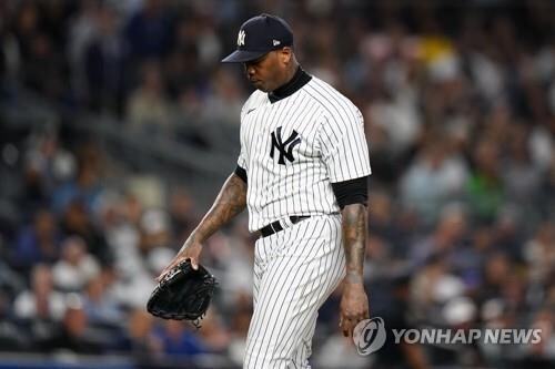 '쿠바산 미사일' 채프먼 훈련 불참…양키스, ALDS 명단 제외