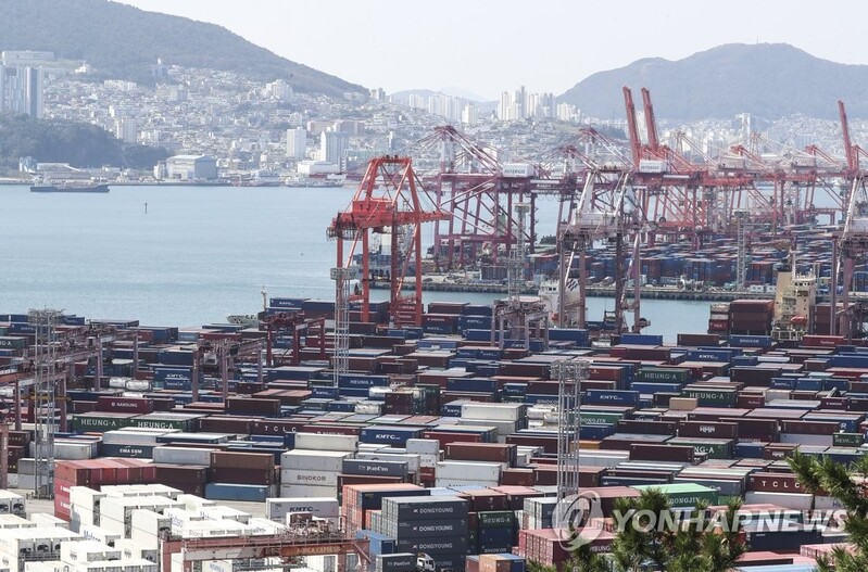 (LEAD) Exports down 20.2 pct during first 10 days of October