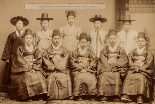 상투에 갓 쓰고 美 도착…140년 전 조선 외교관들의 고군분투기(종합)