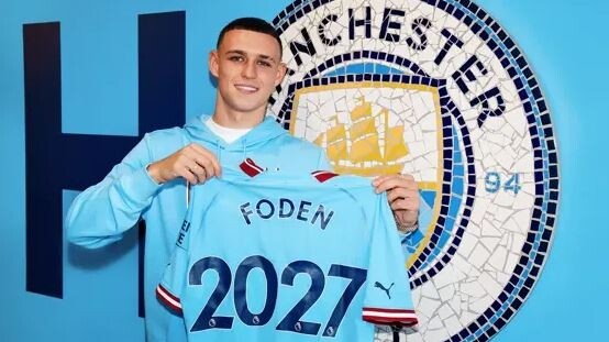 필 포든, 맨시티와 2027년까지 재계약…"꿈이 현실로"