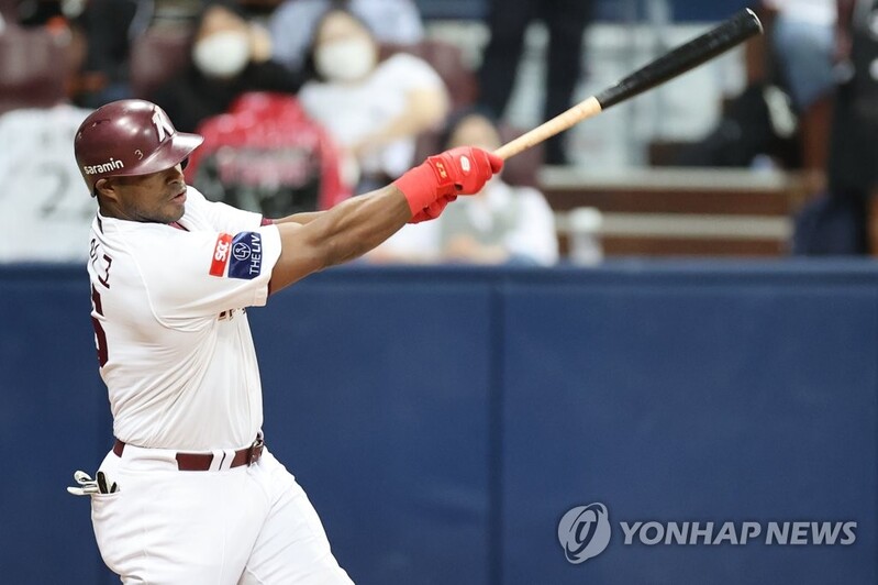 MLB veteran Puig embraces KBO postseason spotlight