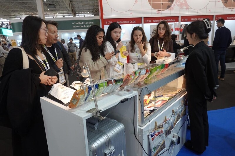 김 과자부터 샤인머스캣까지…프랑스를 홀린 한국 식품들