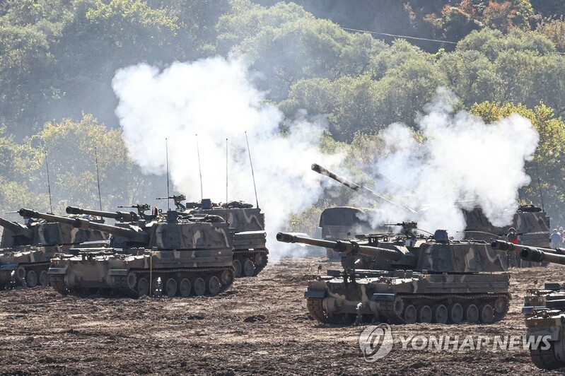 (LEAD) N. Korea fires artillery shells into inter-Korean buffer zone: JCS