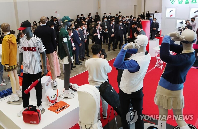 최신 신발·패션 한자리에…부산국제신발섬유패션전 개막