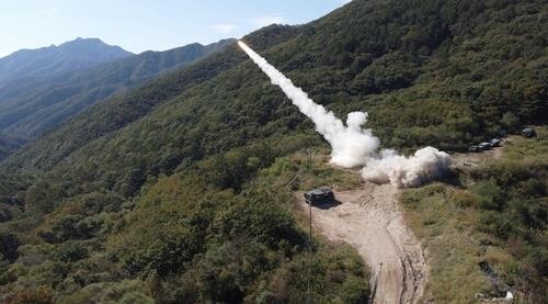 U.S. Forces Korea reveals artillery firing drills