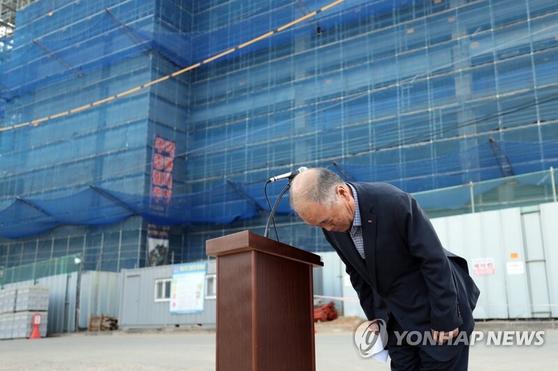 (LEAD) Death toll from construction site accident in Anseong rises to 3