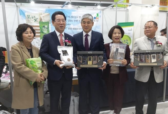 강진군, 수도권서 농특산물 직거래장터 열어