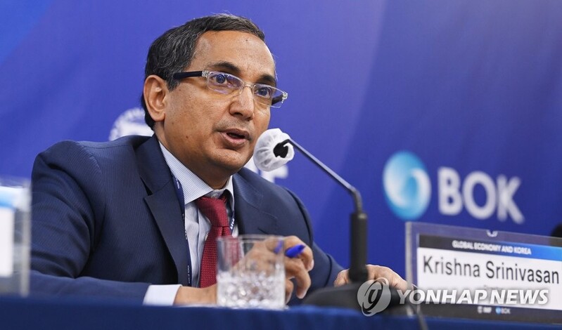 IMF official says S. Korea's economic fundamentals 'strong' with 'ample buffers' against shocks