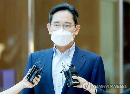 (2nd LD) Samsung Group's de facto leader Lee promoted to chairman