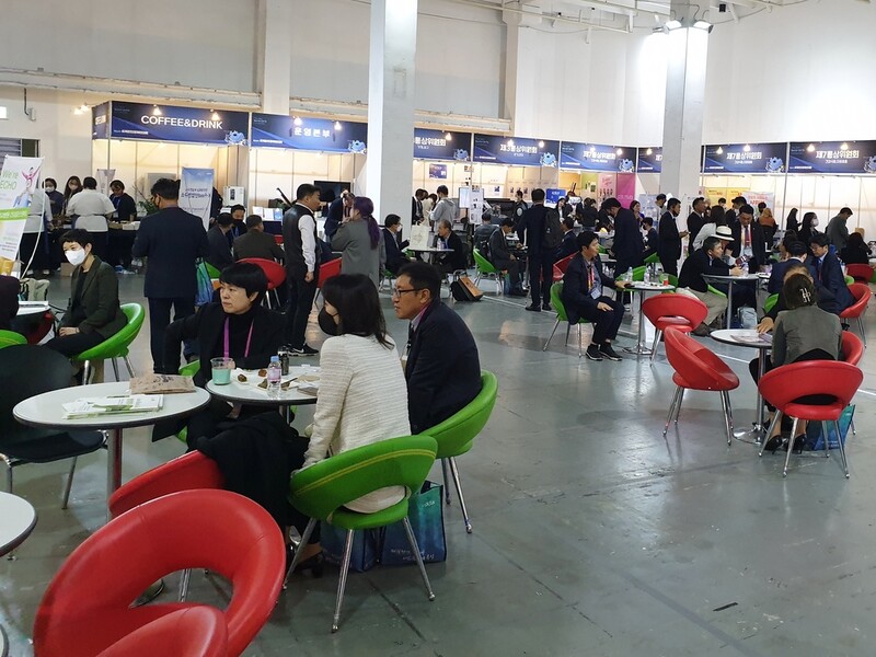 K주얼리, K뷰티, K푸드…수백명 몰린 월드옥타 첫 '트레이드 쇼'