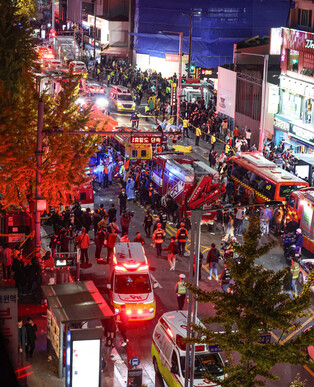 [Moment to Focus] Chaos in Seoul's Itaewon