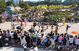 'Gyeongnam Goseong Dinosaur World Expo 2022' successfully ends by attracting 160 thousand visitors