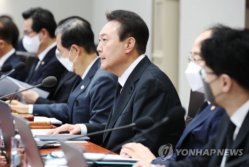 (LEAD) Yoon thanks foreign leaders, people for condolences over deadly crowd crush
