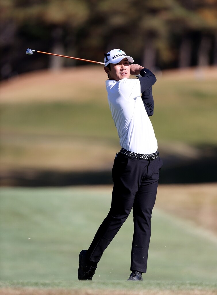 '매치킹' 박은신, KPGA 투어 시즌 2승 '파란불'…1타차 선두