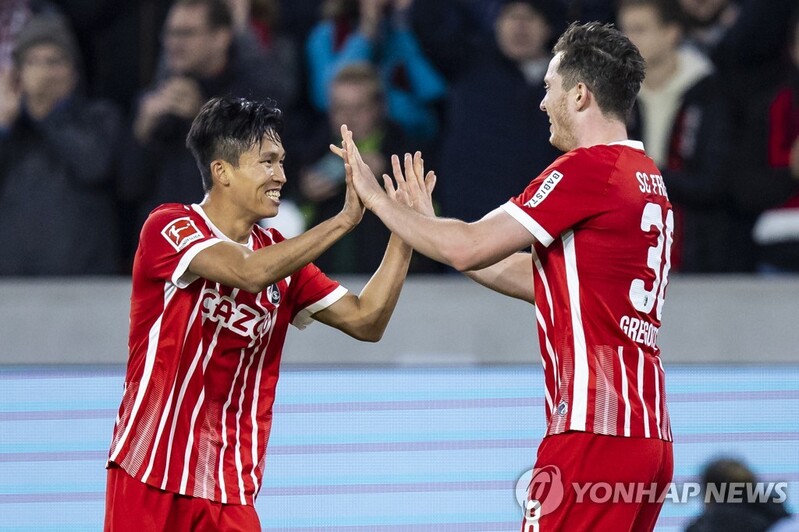 정우영 리그 1호 골 '쾅'…프라이부르크, 쾰른 잡고 2위 도약