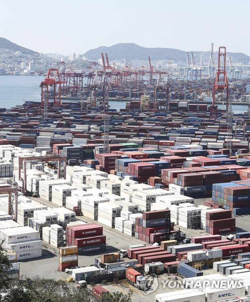 (2nd LD) Sept. current account turns to surplus, sharply drops on-year amid high import, travel bills