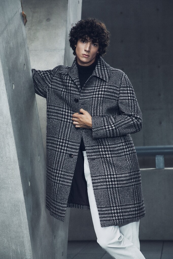 올겨울 남성복은 애스플로룩…편하고 격식있는 아우터 인기