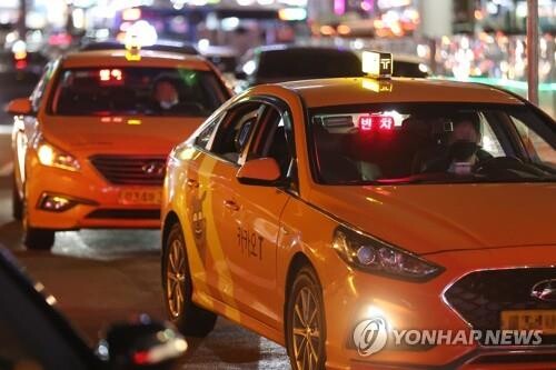 Seoul to increase late-night taxi service amid shortage