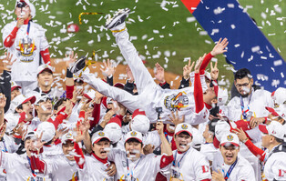 [Moment to Focus] SSG Landers win Korean Series title