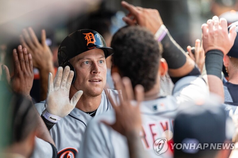 롯데에서 뛰었던 아두치, MLB 컵스 보조 타격코치 승격