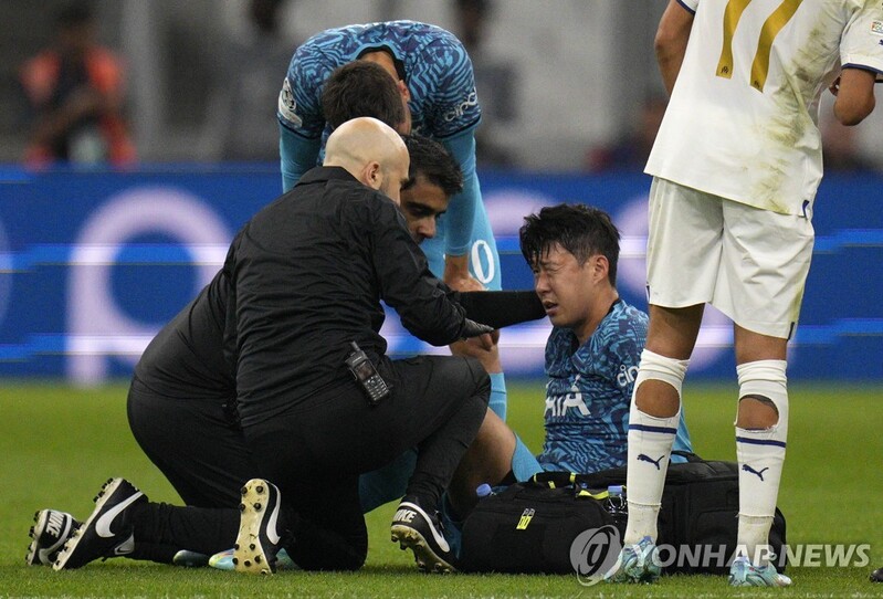 Son Heung-min says ready to play at World Cup with protective mask