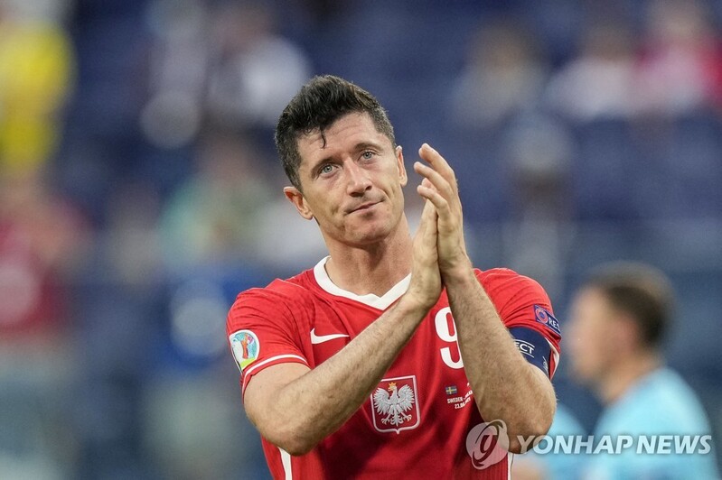 '득점기계' 레반도프스키, 2번째 월드컵 도전…폴란드 최종명단