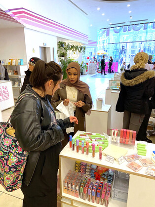 [Moment to Focus] K-goods pop-up store in London