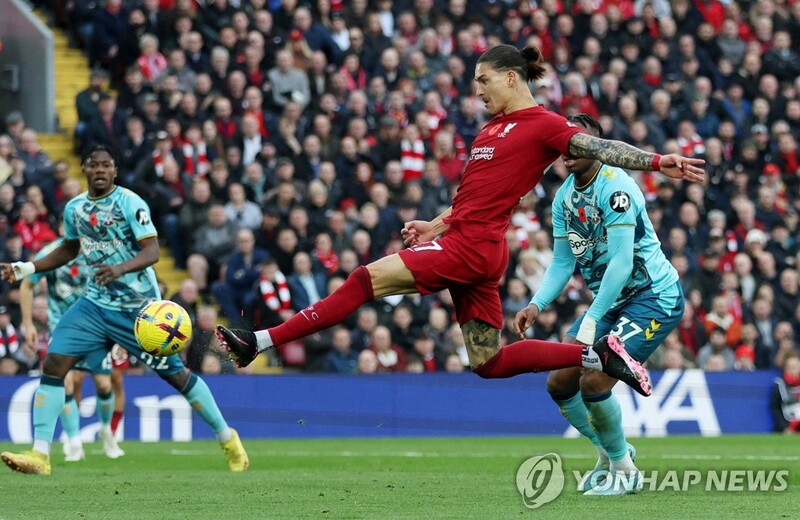 [월드컵] 벤투호 상대 우루과이 공격수 '펄펄'…누녜스·벤탄쿠르 멀티골