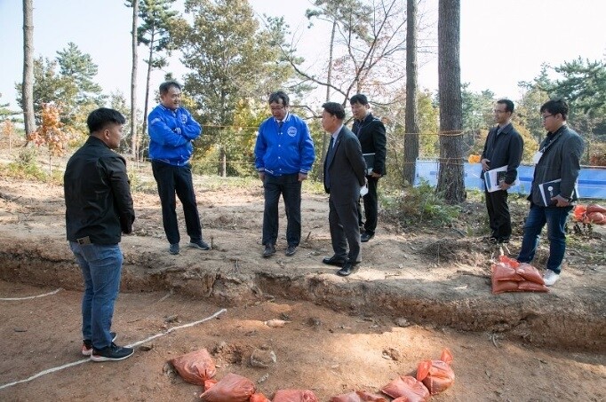 군산 미룡동서 마한시대 고분군·옹관묘 등 유물 발견