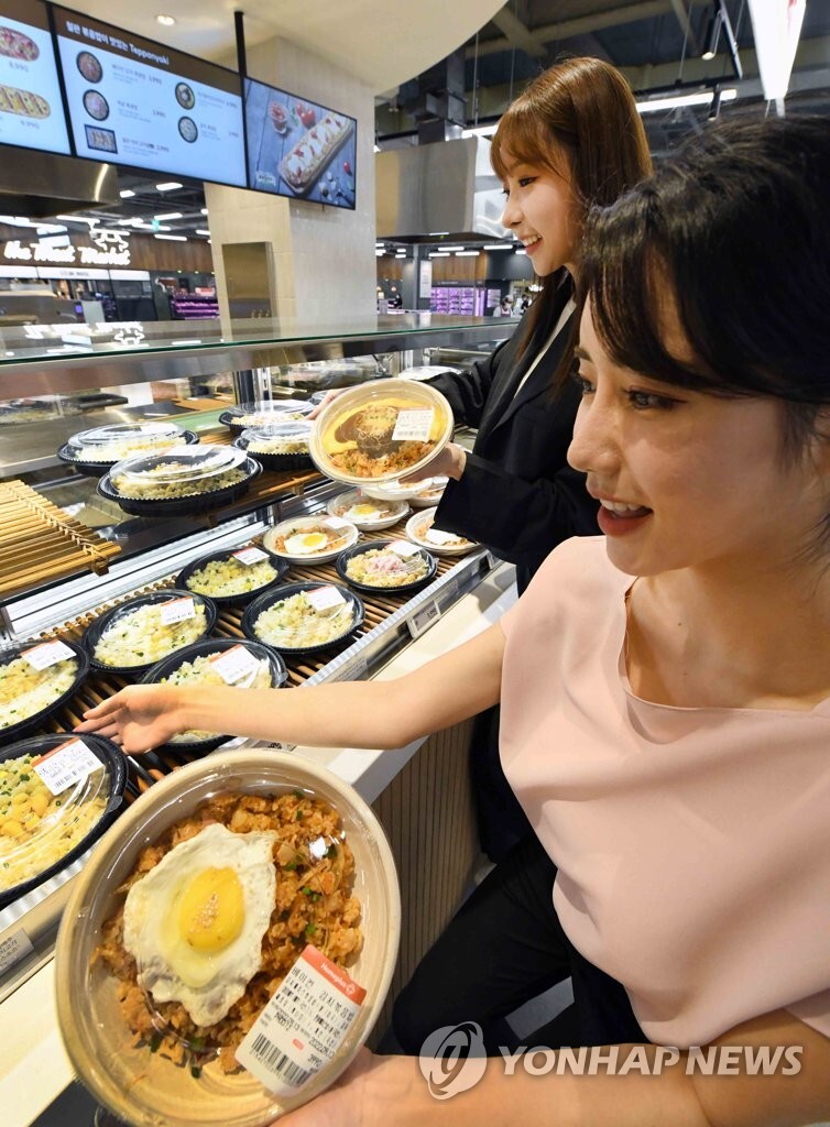 Import prices up for 2nd straight month in Oct. on energy costs, weak currency