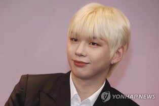Kang Daniel goes on world tour in 17 cities