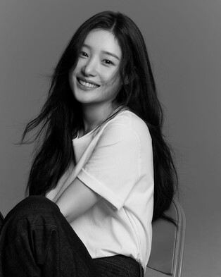 Actress Jung Chae-yeon from'The Golden Spoon' "character Na Joo-hee is about 60 percent similar to who I actually am"