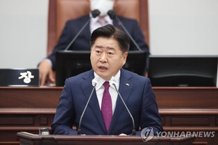 Jeju governor questioned over illegal electioneering charges