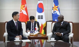 Senior S. Korean, Ghanaian defense officials discuss arms industry cooperation