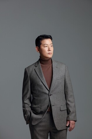 Lee Hyun-woo to rlease Jazz Carol 'Brand New Christmas'