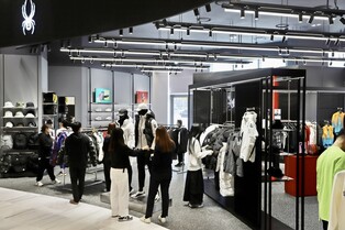 신세계 센텀시티점 전문관 리뉴얼 통했다…20대 고객 40배↑